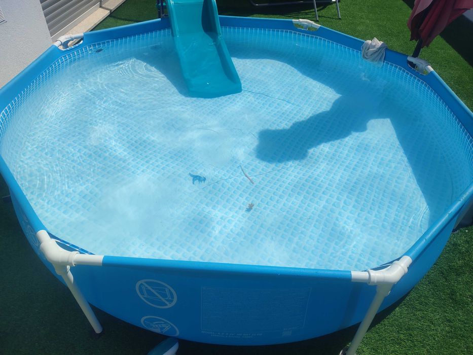 Piscina redonda grande