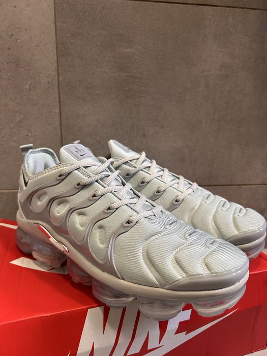 Air vapormax plus rozm 44