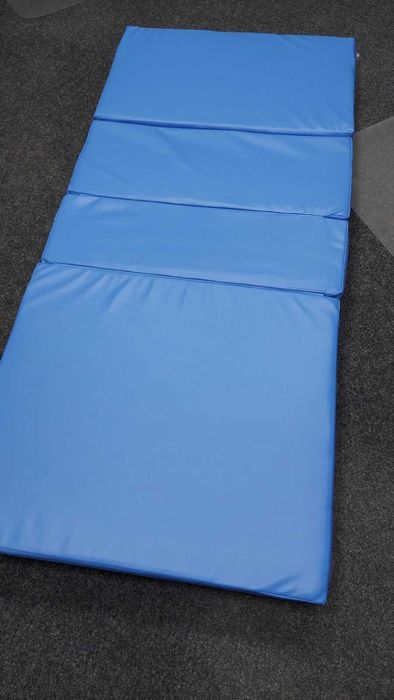 Чохол 4-х секційний на матрац з медичного шкірозамінника