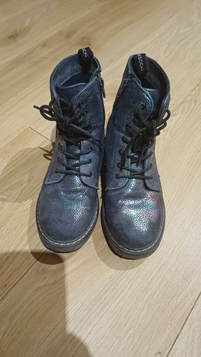 Buty zimowe, skórzane kozaki Lasocki 35 Young