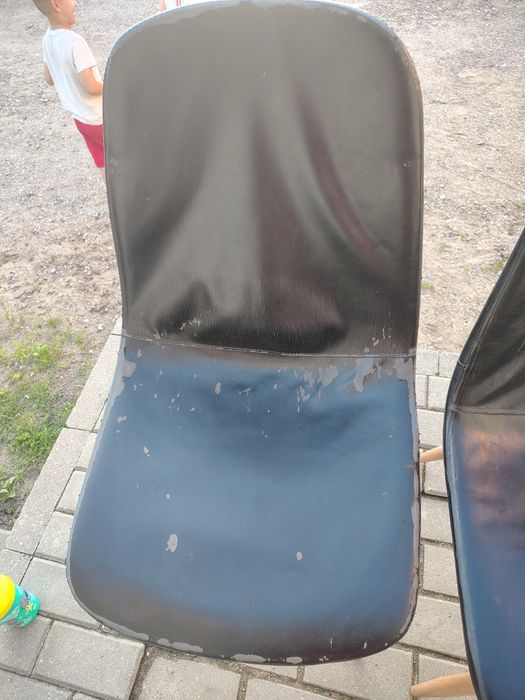 Krzesła 4 sztuki