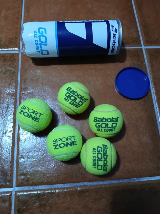 3 Raquetes de Ténis + Conjunto de Bolas