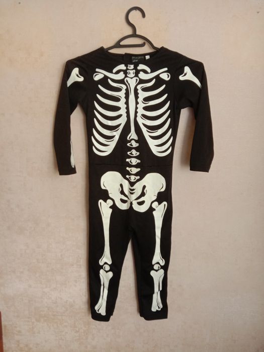 Костюм вовкулака  пілот льотчик  лісовик чарівник скелет