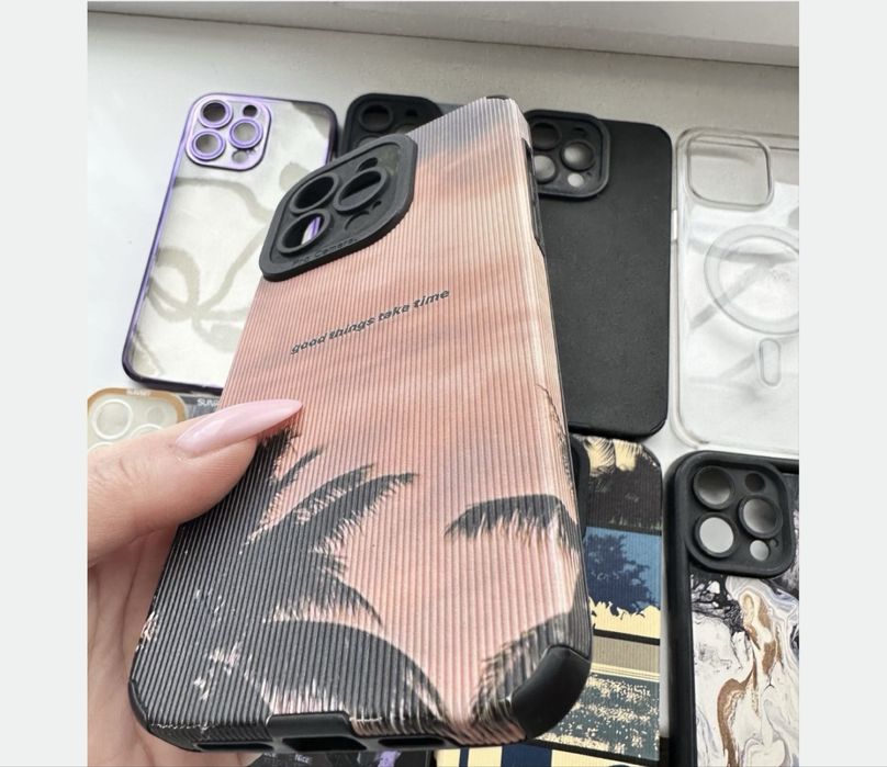 Продам 10 шт. Чохлів для телефону iPhone 14 pro Max, стан ідеальний.