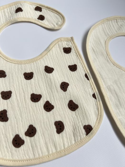 Мусліновий слинявчик