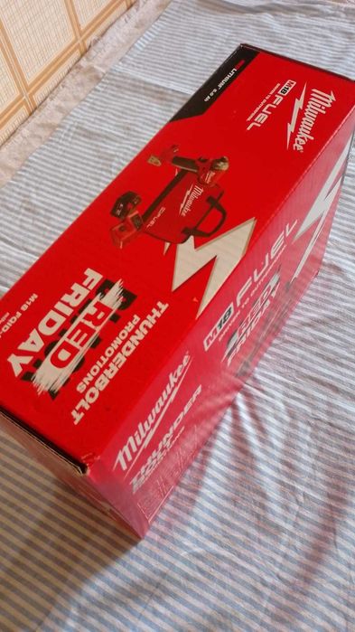 Pack Milwaukee Fuel M18 + Battery + Changer + Bag Milwaukee