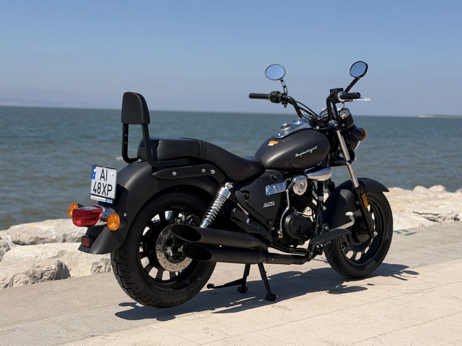 Keeway Superlight 125 com 26.900 Km’s em estado irrepreensível