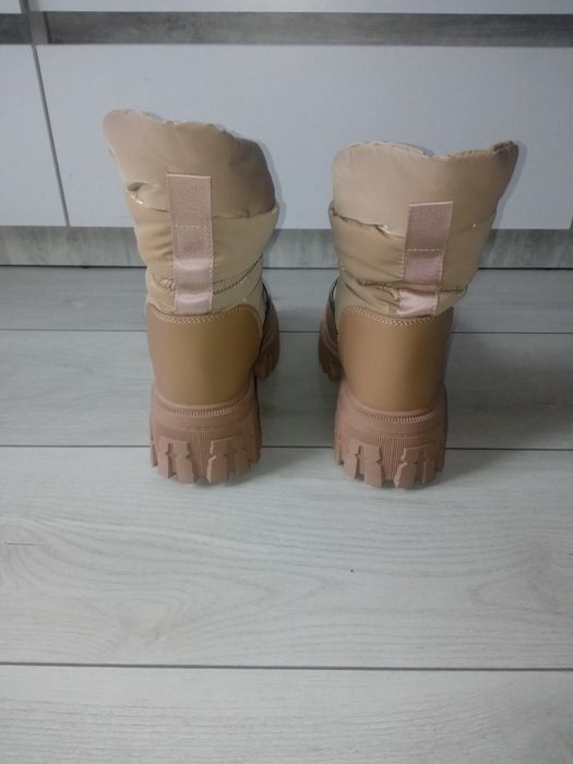 Зимові черевики 37р., всередині 23см