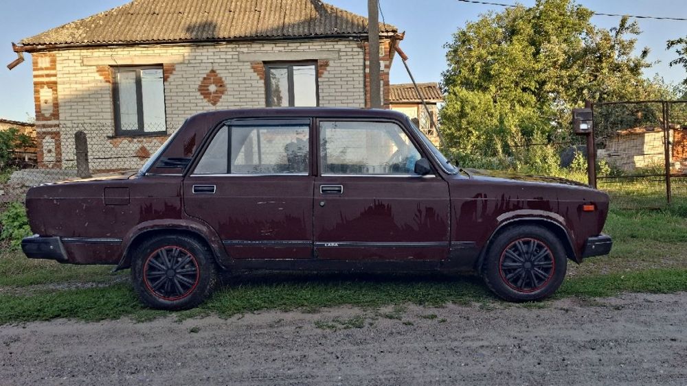 Продам ваз 2107 1,5