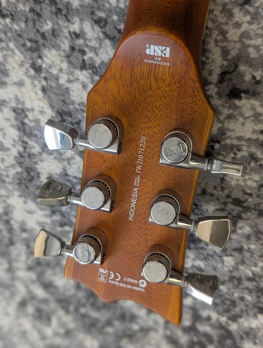 Электрогитара ESP LTD EC-1000T Honey Burst Satin