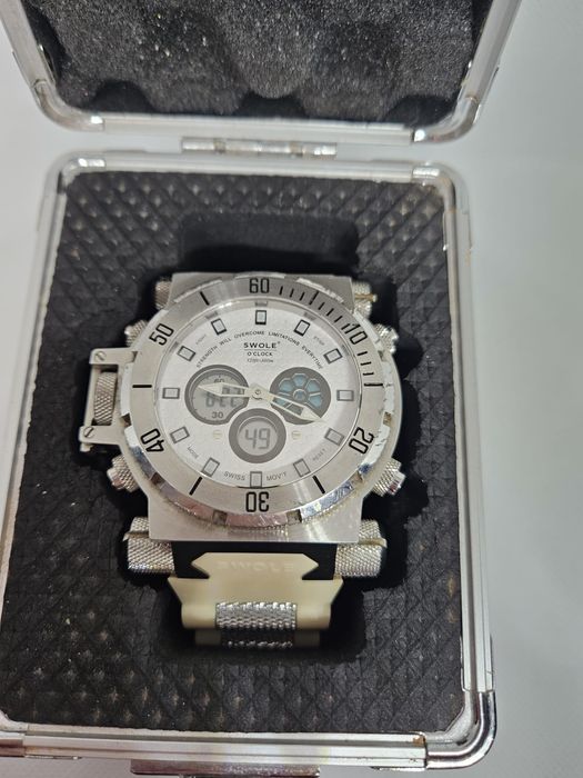 Zegarek SWOLE O’CLOCK Jupiter 5.0