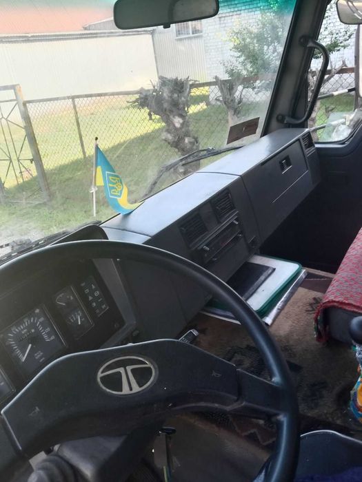 Продам вантажний фургон ТАТА 1116