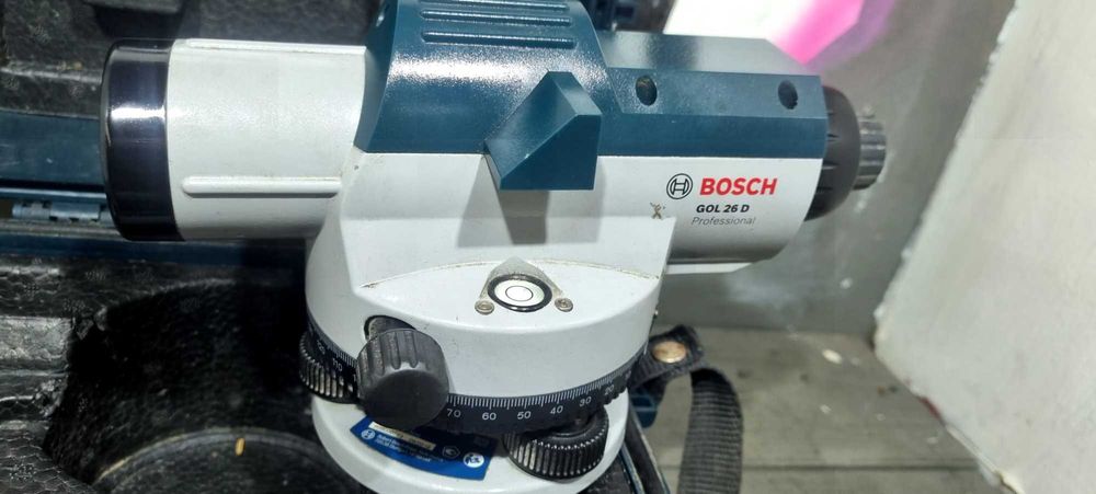 Niwelator Bosch GOL 26 D Professional