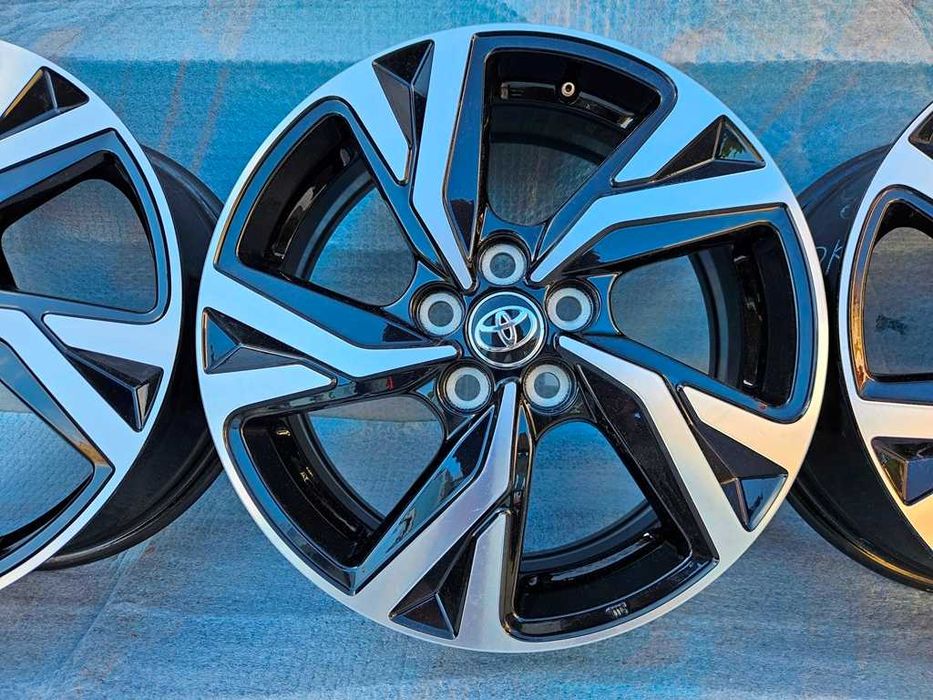 Felgi 16'' OEM TOYOTA Yaris IV Lift 5x100 ET50 6Jx16 CSU ORYGINALNE