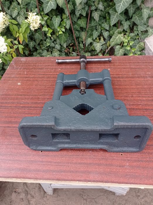 Тиски трубні СРСР