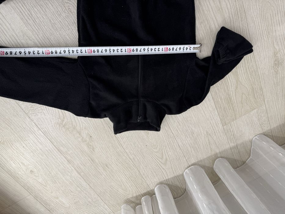 Новий дитячий флісовий чорний костюм 110 розмір