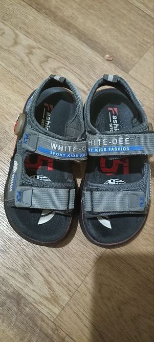 Босоножки сандалии для мальчика 29 р.