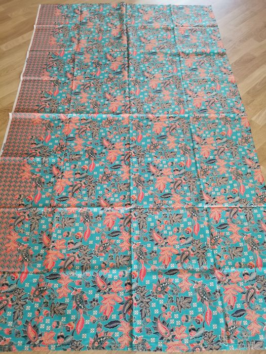 Tkanina batik z Bali – gotowa na obrus, nowa, unikatowa