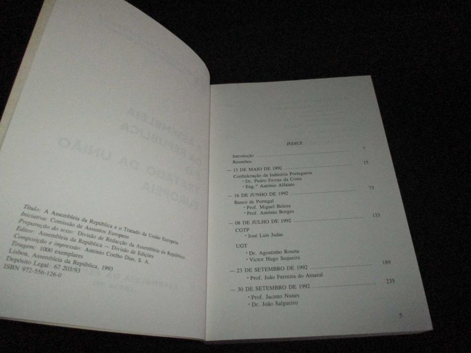 Livro A Assembleia da República e o Tratado da União Europeia