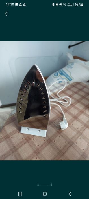 Праска утюг в робочому стані