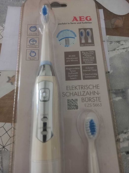 Escova de dentes aeg com 2 recargas a pilhas