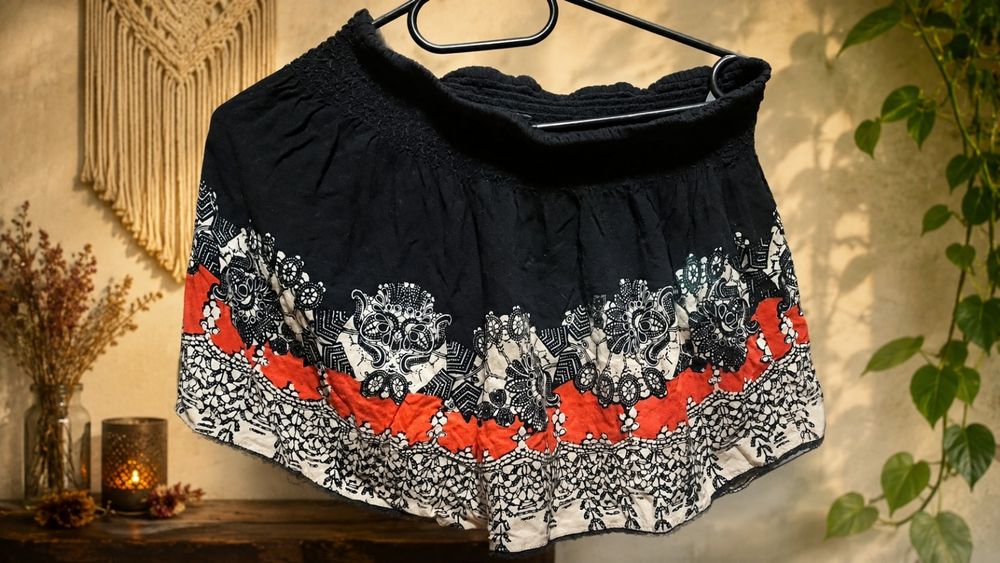 Mini spódniczka w orientalne wzory M