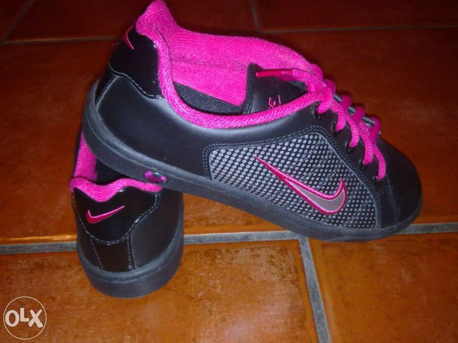 Sapatilhas novas nike