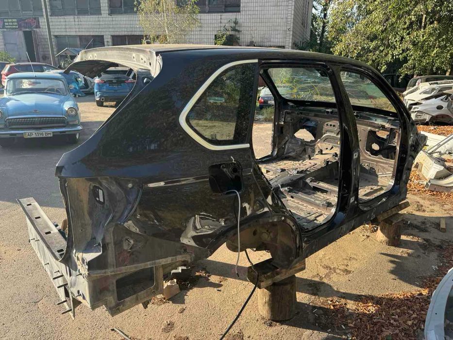 четверть  стойка порог bmw f15