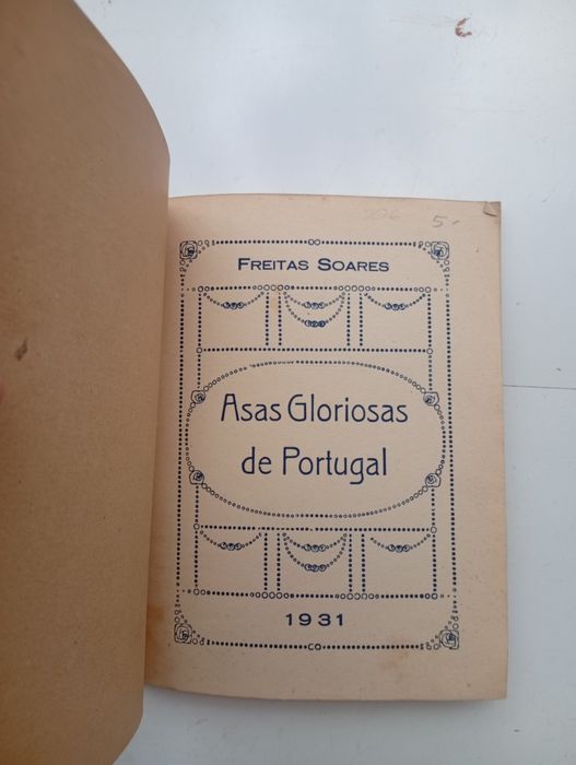 Livro "Asas Gloriosas de Portugal"
