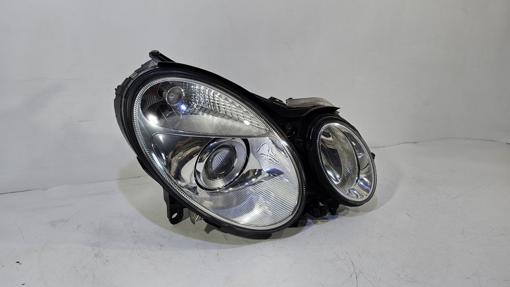 Mercedes w211 lampa przód przednia bi-xenon skrętny prawa eu