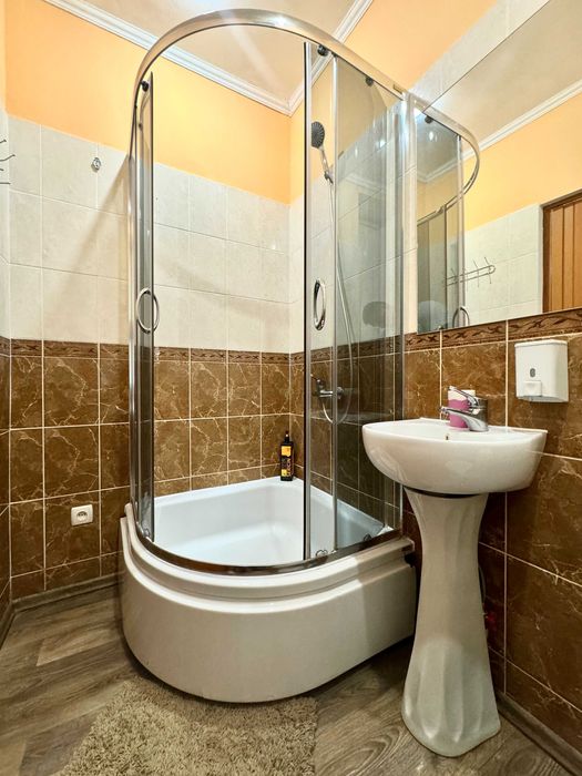 ApartPoltava Будинок із власним двориком МАНГАЛ,ТЕРАСА, СВІТЛО ЗАВЖДИ