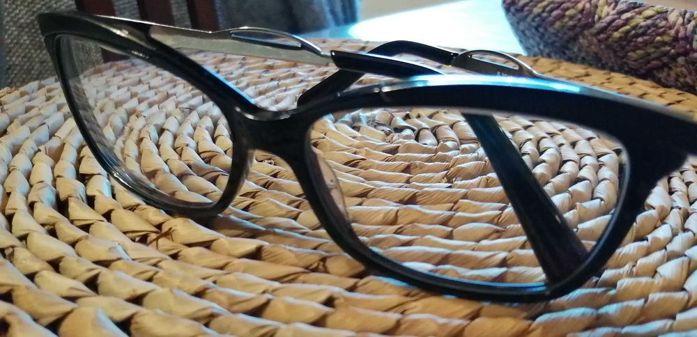 Okulary oprawki J. Nowe.