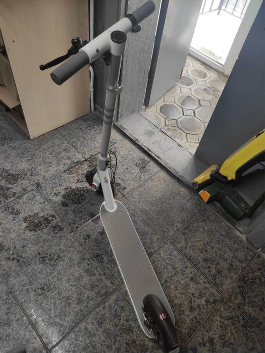 Електросамокат OKAI