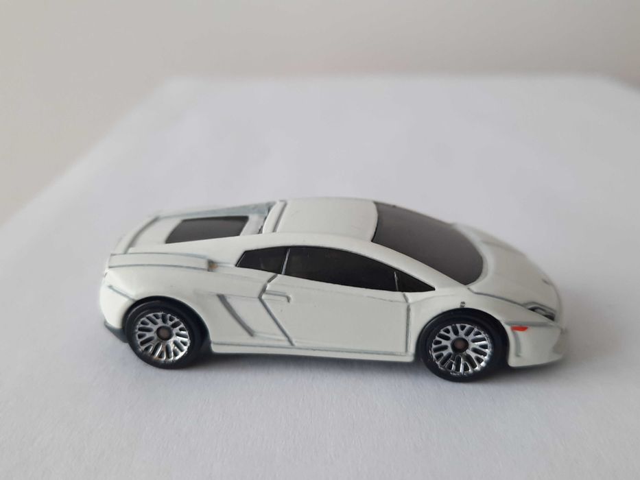 Hot Wheels Lamborghini Gallardo LP 560-4