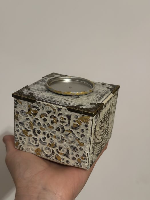 Castiçais em madeira