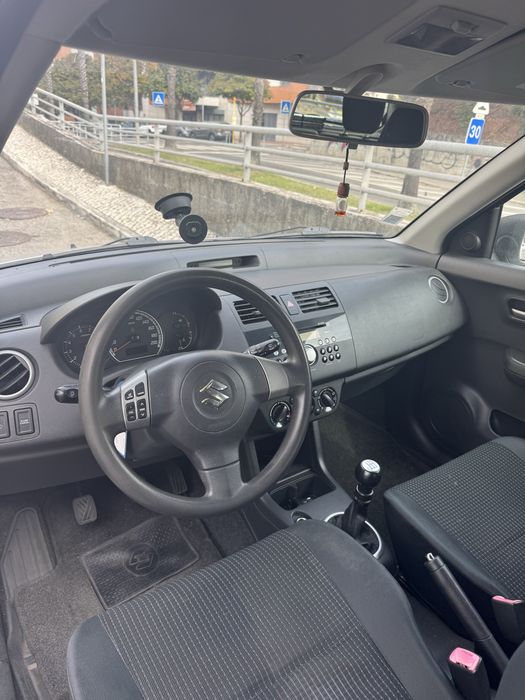 Suzuki Swift 1,3