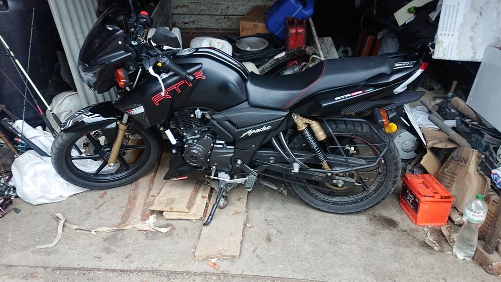 tvs apache rtr 180