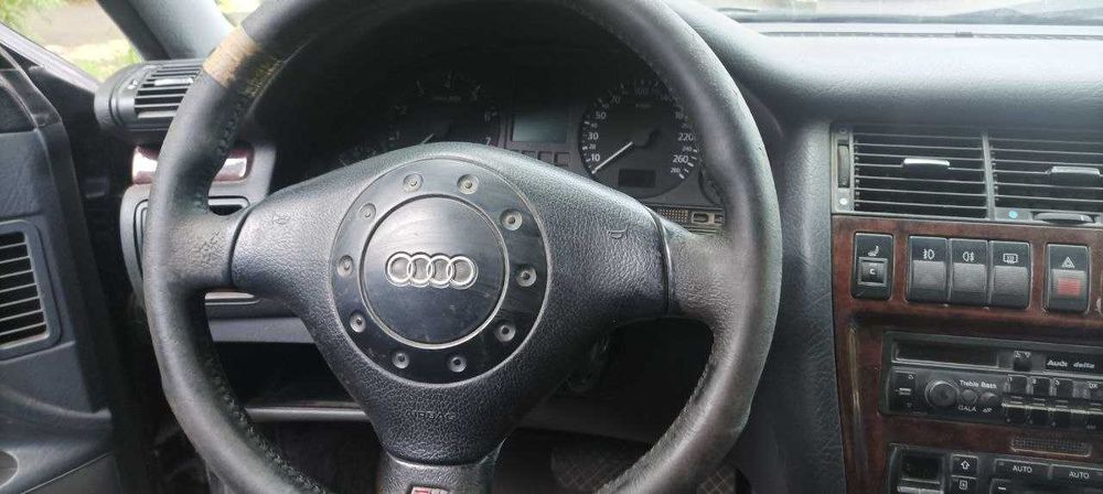 Продам AUDI A8 на повному ходу