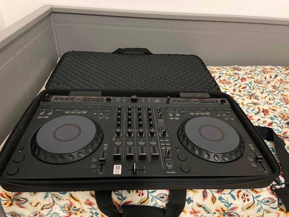 Vendo AlphaTheta DDJ-GRV6 (Novo) + Saco AlphaTheta DJC-GRV6 & Cabos
