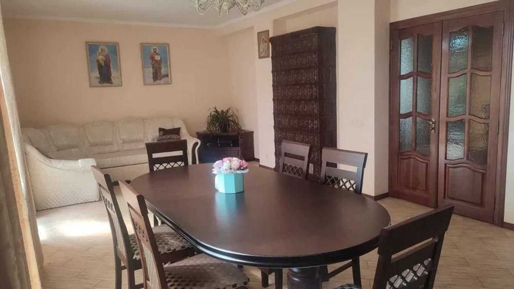 Сучасний особняк