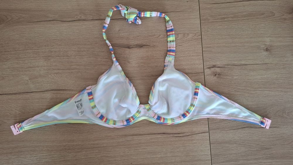 Biustonosz stroju kąpielowego Freya nowy bez metki 75D / 34D