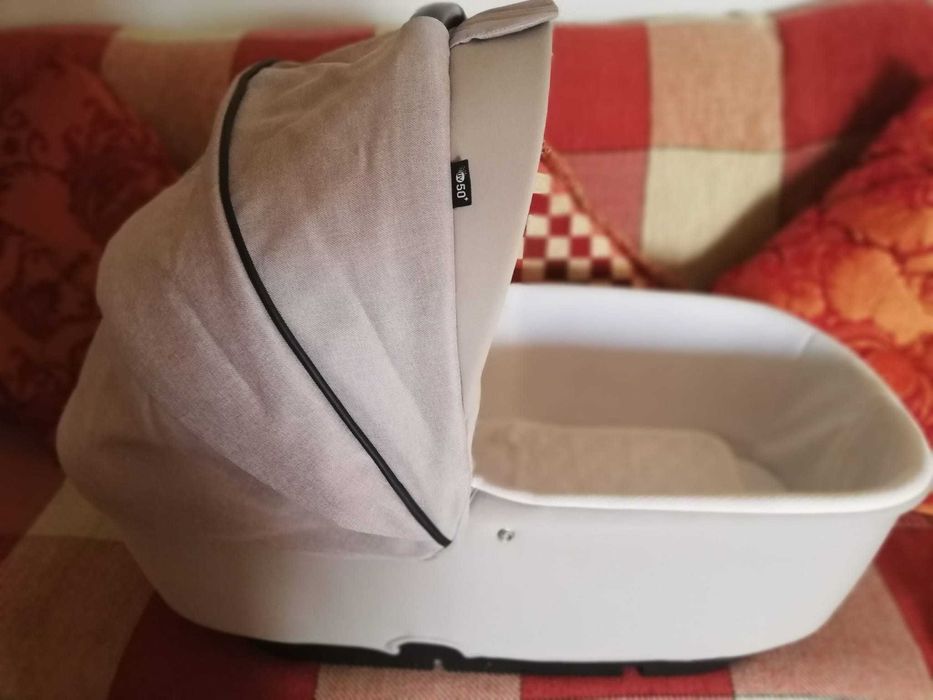 *NOVO* Carrinho de bebe Chicco Alysia Trio em excelente estado