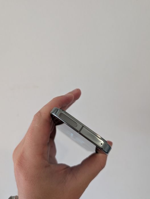 Google Pixel 9 Pro Hazel 16/256gb Neverlock MDM 10 циклів!