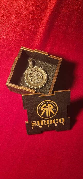 Срібний медальйон 925 проби