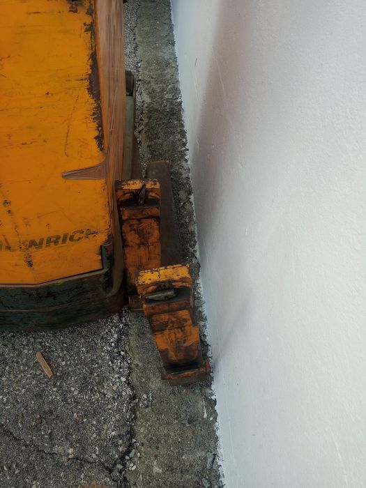 Empilhador elétrico Jungheinrich ungheinrich lateral