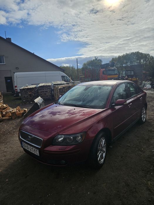 Volvo S40