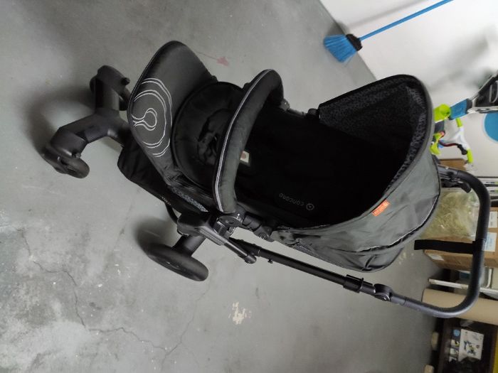 Carrinho Bebé Concord Neo - Cosmic Black