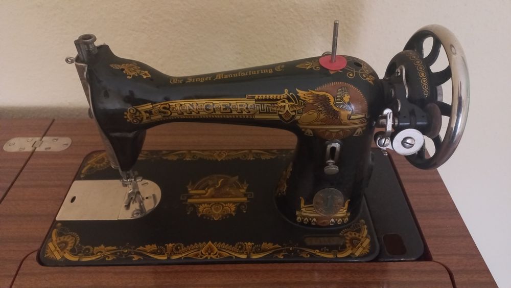 Máquina de costura Singer