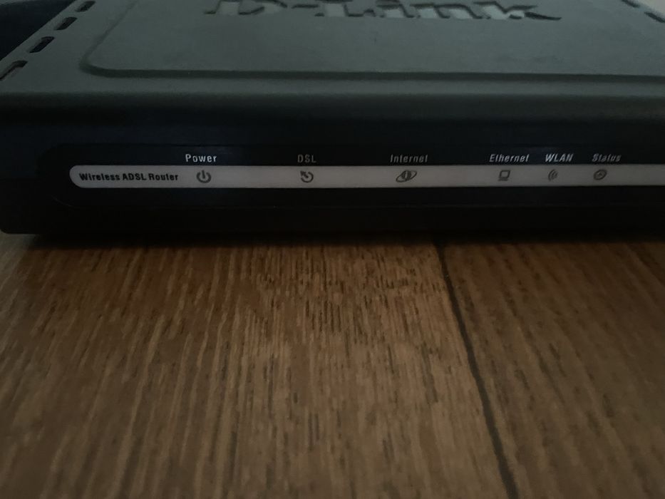 Роутер інтернет интернет D Link, працює