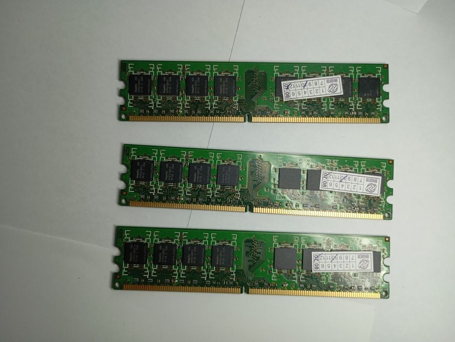 Оперативная память Hynix DDR2 800Mhz 1Gb
